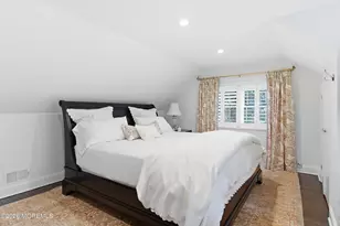 96 Lakeshore Dr, Red Bank, NJ 07701 - Photo 21