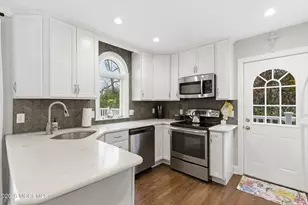 96 Lakeshore Dr, Red Bank, NJ 07701 - Photo 11