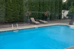 96 Lakeshore Dr, Red Bank, NJ 07701 - Photo 27