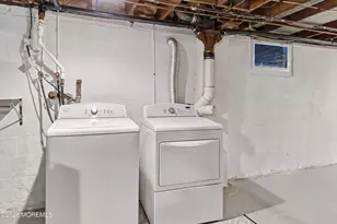 96 Lakeshore Dr, Red Bank, NJ 07701 - Photo 23