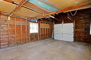 210 Laurel Ct, Point Pleasant Beach, NJ 08742 - Photo 31