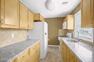 303 Union Ave, Union Beach, NJ 07735 - Photo 11