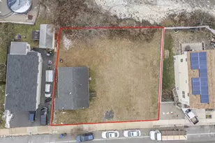 303 Union Ave, Union Beach, NJ 07735 - Photo 21