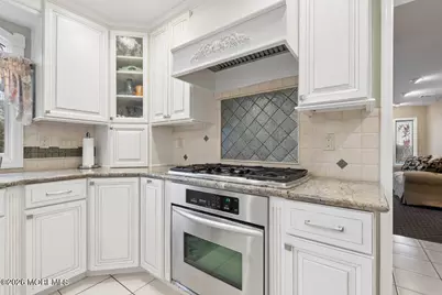 7 Hapenny Drive, Manalapan Township, NJ 07726 - Photo 13