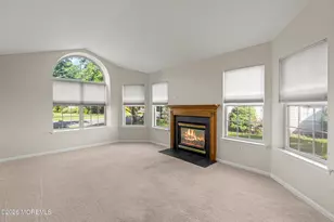 53 Skyline Dr, Lakewood, NJ 08701 - Photo 7