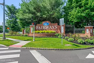 53 Skyline Dr, Lakewood, NJ 08701 - Photo 35