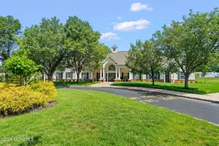 53 Skyline Dr, Lakewood, NJ 08701 - Photo 41