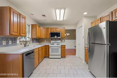 53 Skyline Drive, Lakewood, NJ 08701 - Photo 17