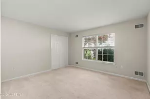 53 Skyline Dr, Lakewood, NJ 08701 - Photo 33