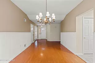 53 Skyline Dr, Lakewood, NJ 08701 - Photo 11