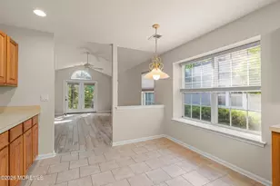 53 Skyline Dr, Lakewood, NJ 08701 - Photo 19