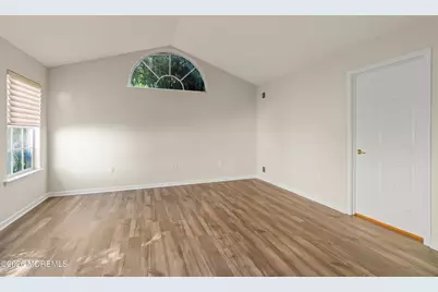 53 Skyline Drive, Lakewood, NJ 08701 - Photo 25