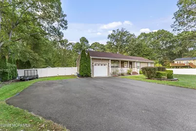 4 Hidden Hollow Court, Jackson, NJ 08527 - Photo 3