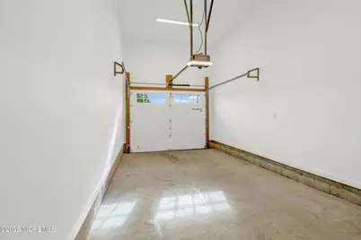 124 Eagle Way, Eatontown, NJ 07724 - Photo 55