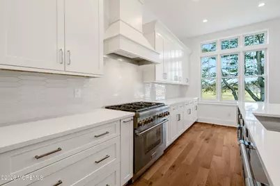 130 Eagle Way, Eatontown, NJ 07724 - Photo 21