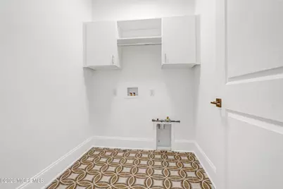 130 Eagle Way, Eatontown, NJ 07724 - Photo 41