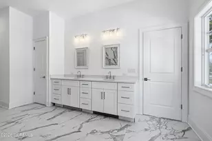 130 Eagle Wy, Eatontown, NJ 07724 - Photo 29