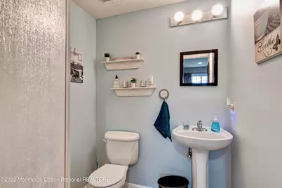 590 Beachway Avenue, Keansburg, NJ 07734 - Photo 29