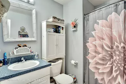 590 Beachway Avenue, Keansburg, NJ 07734 - Photo 19