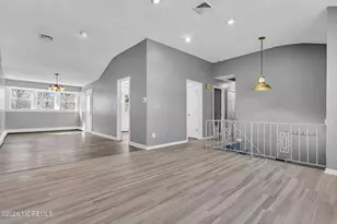 1094 June Ct, Toms River Township, NJ 08753 - Photo 5