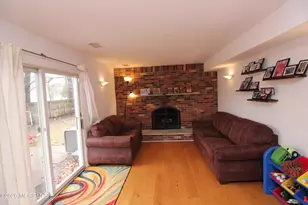 7 Portsmouth Rd, Englishtown, NJ 07726 - Photo 21