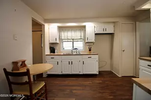 606 Jerome Pl, Freehold, NJ 07728 - Photo 13