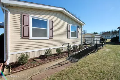 606 Jerome Place, Freehold, NJ 07728 - Photo 27