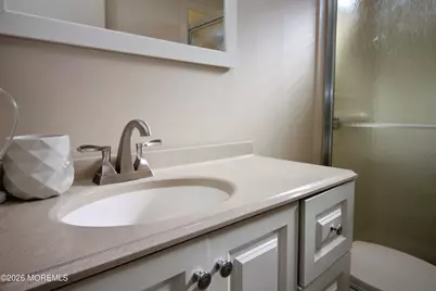 606 Jerome Place, Freehold, NJ 07728 - Photo 21