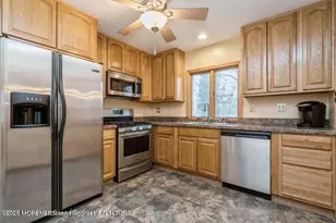 37 Pine Tree Dr, Berkeley, NJ 08721 - Photo 9