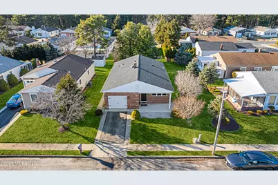 1 Cardiff Court, Toms River Township, NJ 08757 - Photo 33