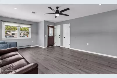 18 Cabrillo Boulevard, Toms River Township, NJ 08757 - Photo 5