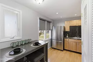 135 Belshaw Ave, Shrewsbury, NJ 07724 - Photo 5