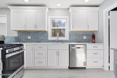 629 W Commodore Boulevard, Jackson, NJ 08527 - Photo 11