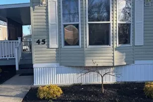 45 Randall Ave, Hazlet Township, NJ 07734 - Photo 3
