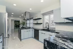 29 Maple St, Middletown, NJ 07758 - Photo 9