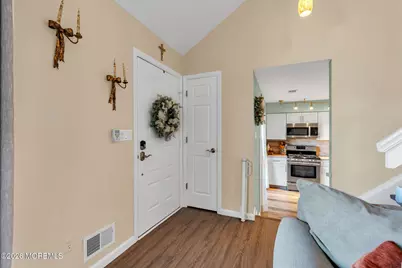 14 Cotswold Circle #8, Ocean Twp, NJ 07712 - Photo 5