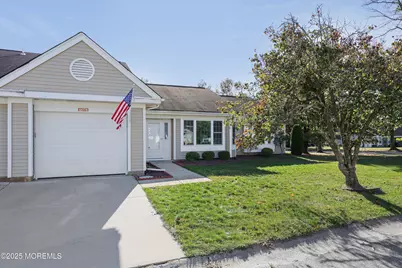 1107B Buckingham Drive, Manchester Township, NJ 08759 - Photo 3