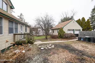 50 Memorial Pkwy, Atlantic Highlands, NJ 07716 - Photo 9