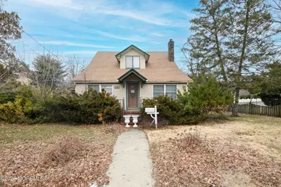 50 Memorial Parkway, Atlantic Highlands, NJ 07716 - Photo 1