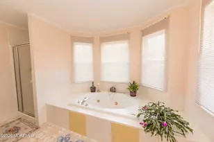 26 Buford Ct, Tinton Falls, NJ 07753 - Photo 25