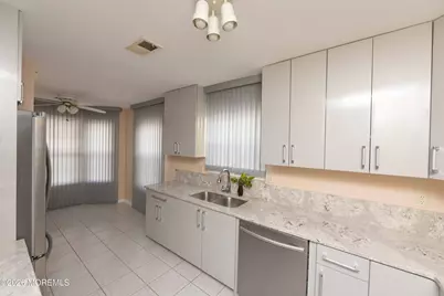 26 Buford Court, Tinton Falls, NJ 07753 - Photo 13