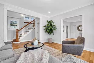 29 Monroe St, West Long Branch, NJ 07764 - Photo 9