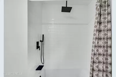 142 Freehold Road, Manalapan Township, NJ 07726 - Photo 27