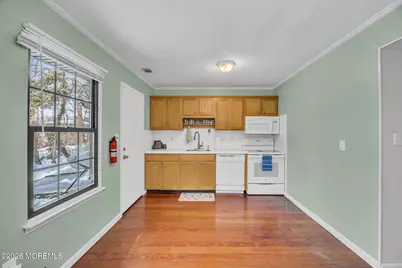 23 Quail Run Drive, Jamesburg, NJ 08831 - Photo 9