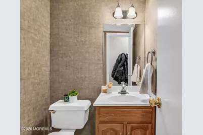 21 Dawn Court, Tinton Falls, NJ 07724 - Photo 5