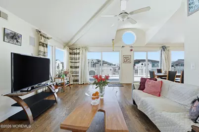 112 W Hobart Avenue, Long Beach Township, NJ 08008 - Photo 5