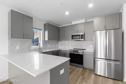 180 Morris Avenue #301, Long Branch, NJ 07740 - Photo 5
