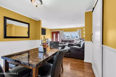 32 Koenig Lane, Freehold, NJ 07728 - Photo 5