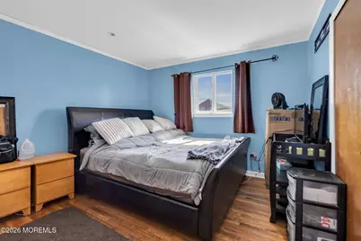 32 Koenig Lane, Freehold, NJ 07728 - Photo 13