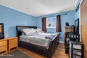 32 Koenig Ln, Freehold, NJ 07728 - Photo 13